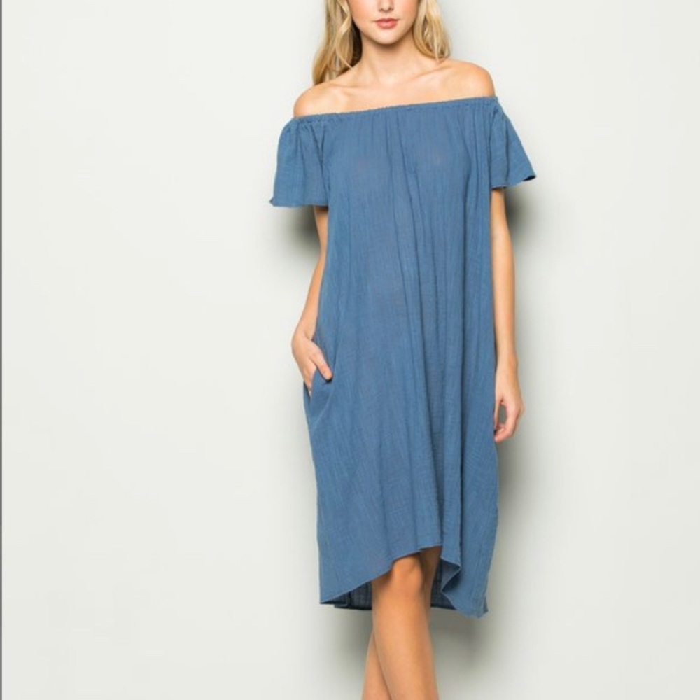 🌸2/$30🌸 Blue Ruffle-Sleeve Off-Shoulder Midi Shift Dress